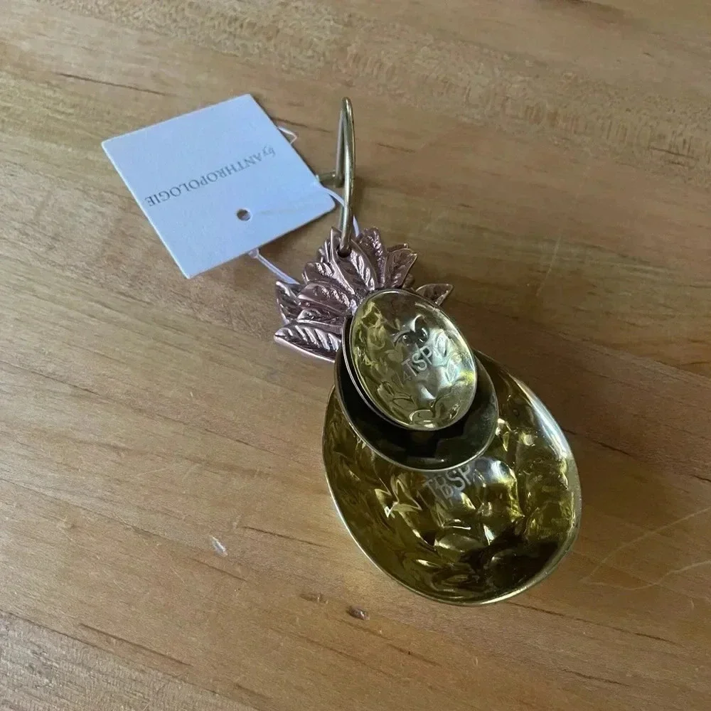 NWT Anthropologie Brass Pineapple Measuring Spoons